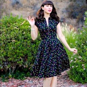 Trashy Diva Hopscotch Hourglass